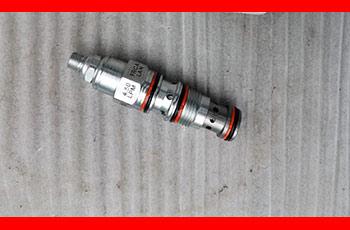 攤鋪機(jī)4.5L流量閥